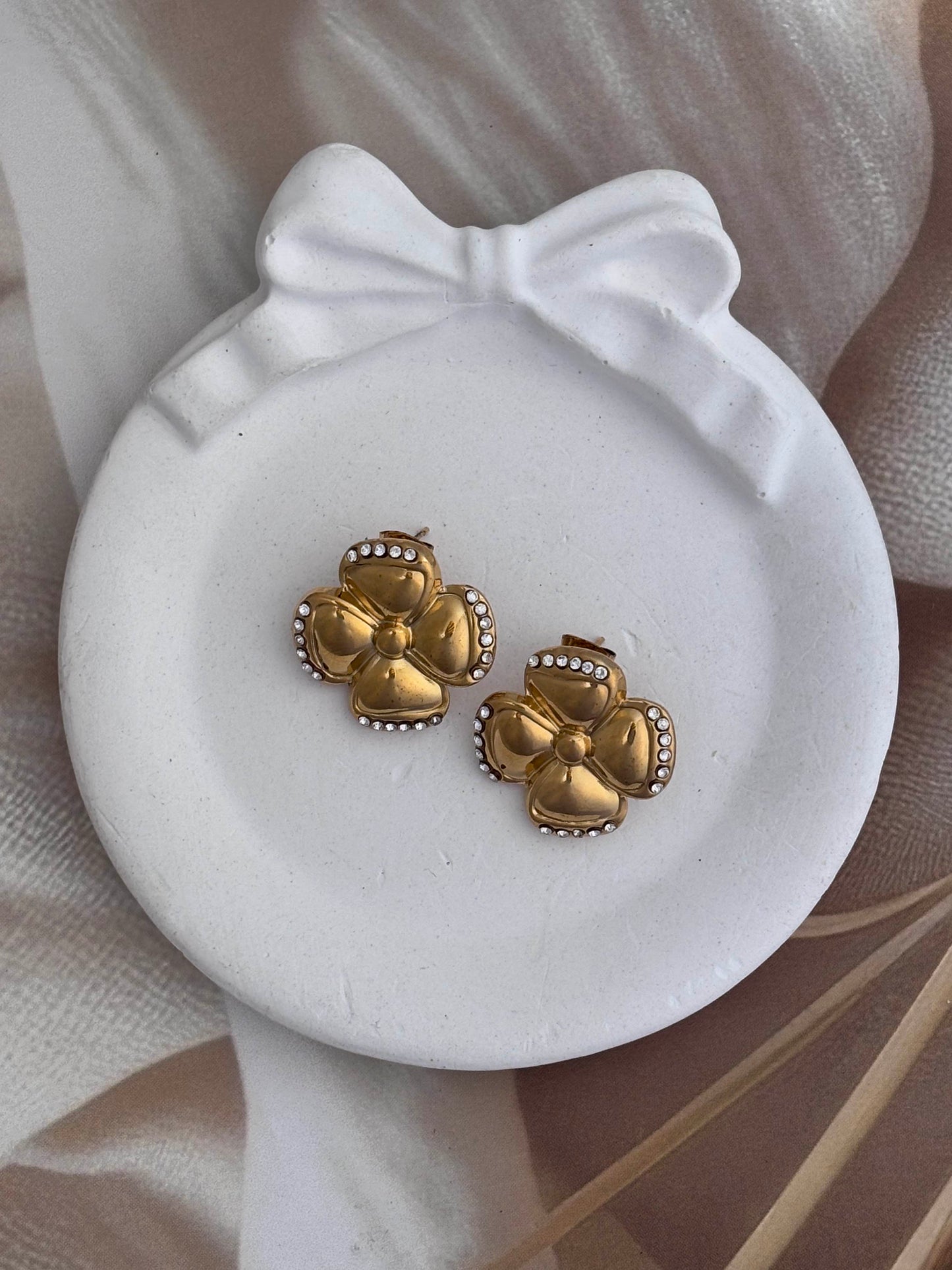 Flower Fan Studs