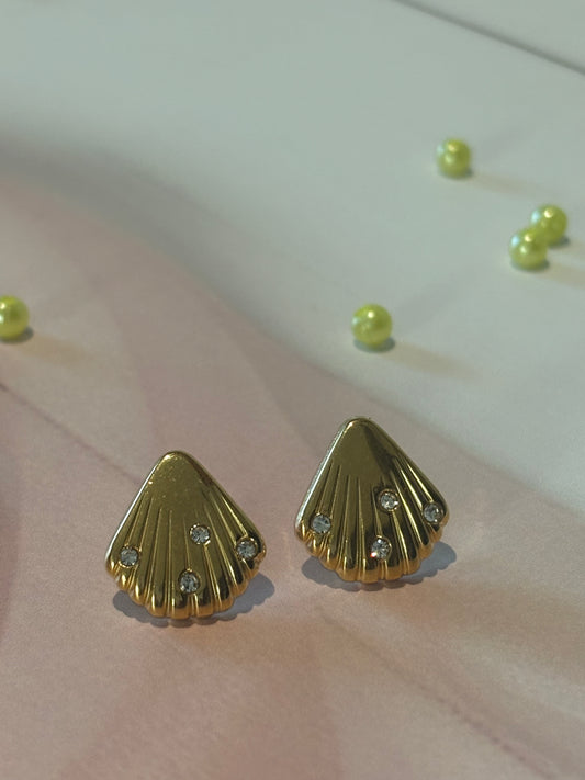 Golden Shell with studs