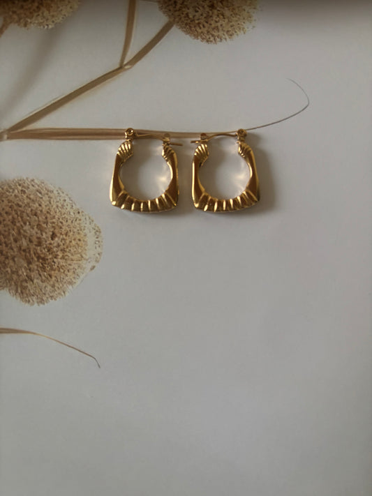 Golden box shape square hoops