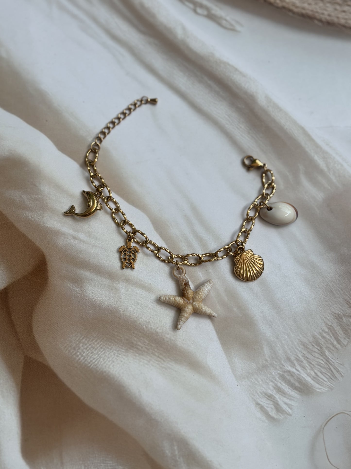 Beach element loose bracelet