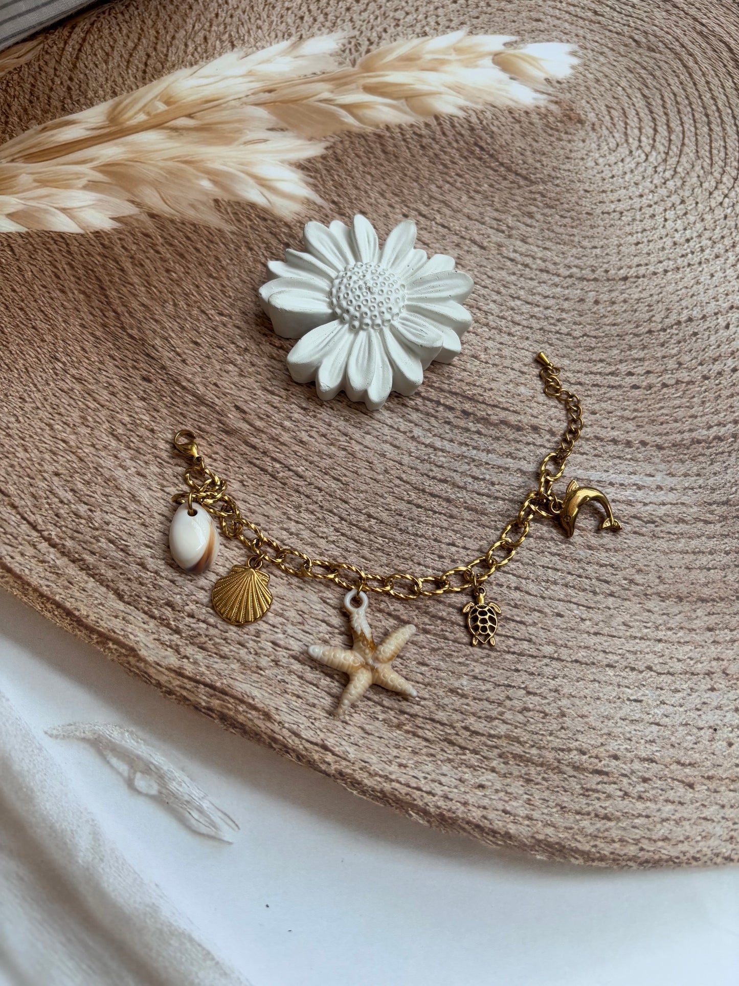 Beach element loose bracelet