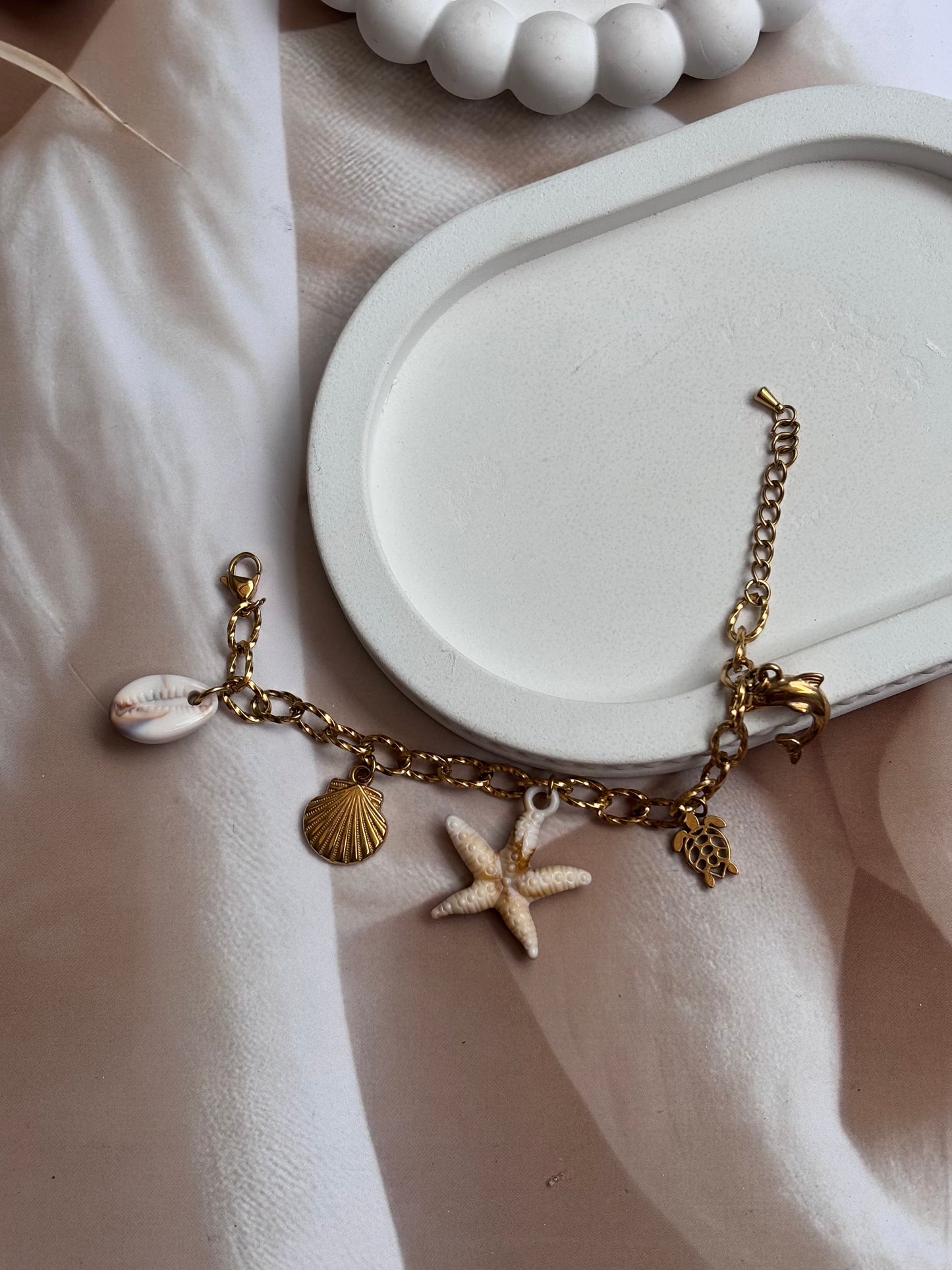 Beach element loose bracelet