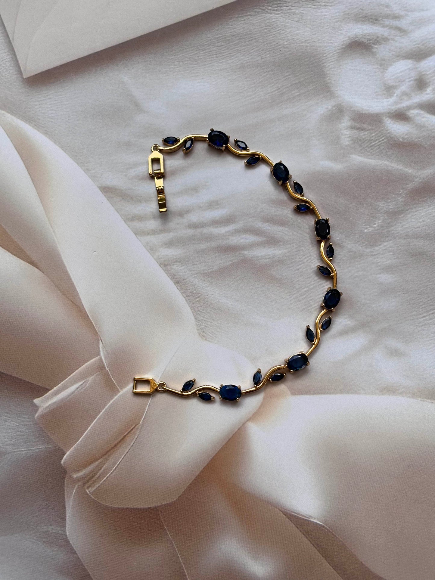 Tulip Bracelet- Blue