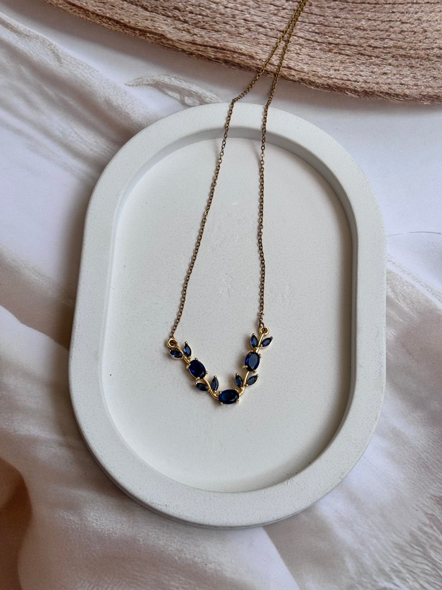 Tulip Necklace -Blue