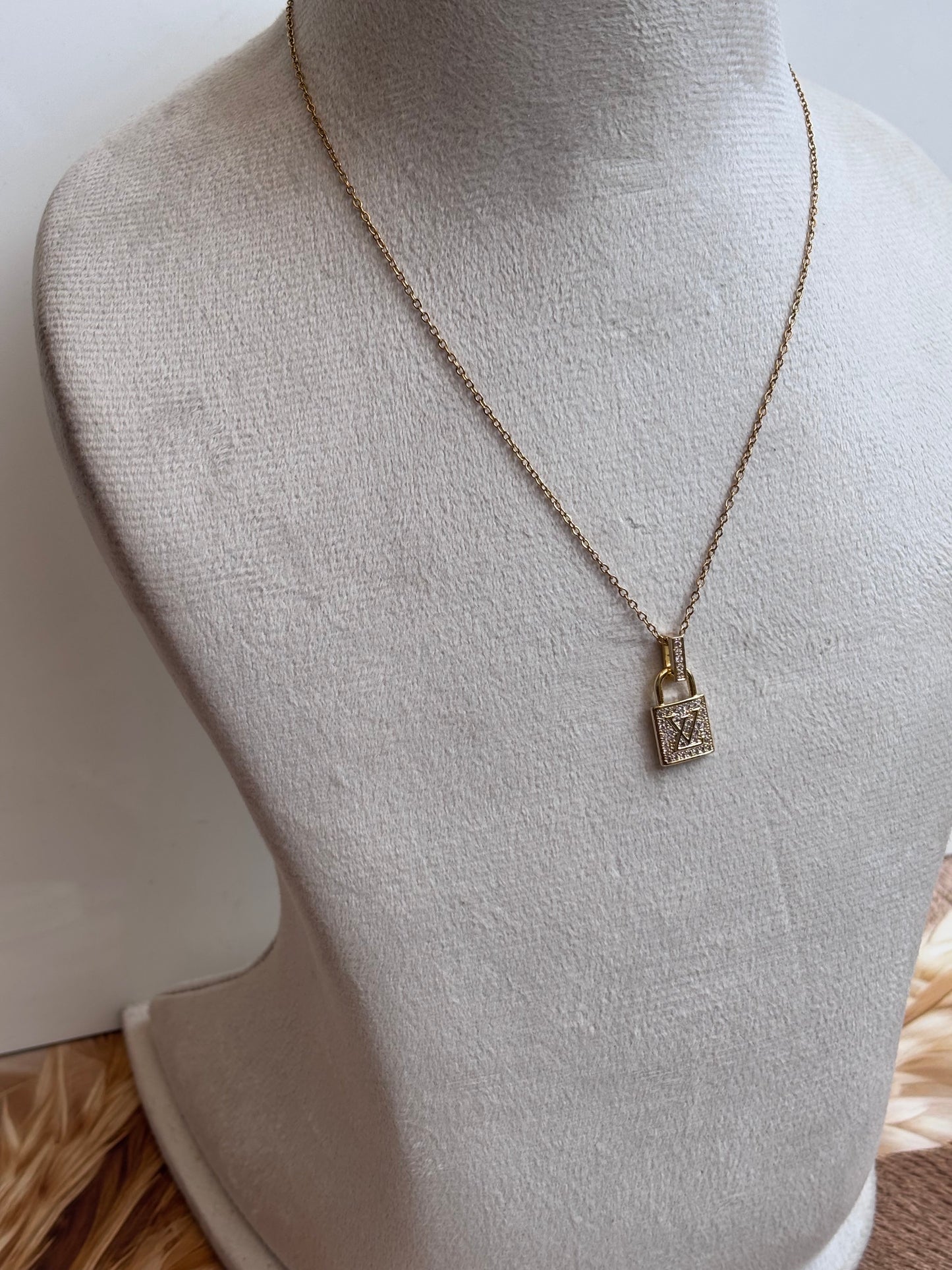 LV lock Pendant necklace