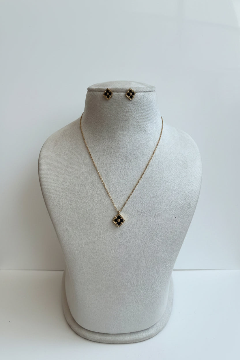 Black kite flower necklace studs set