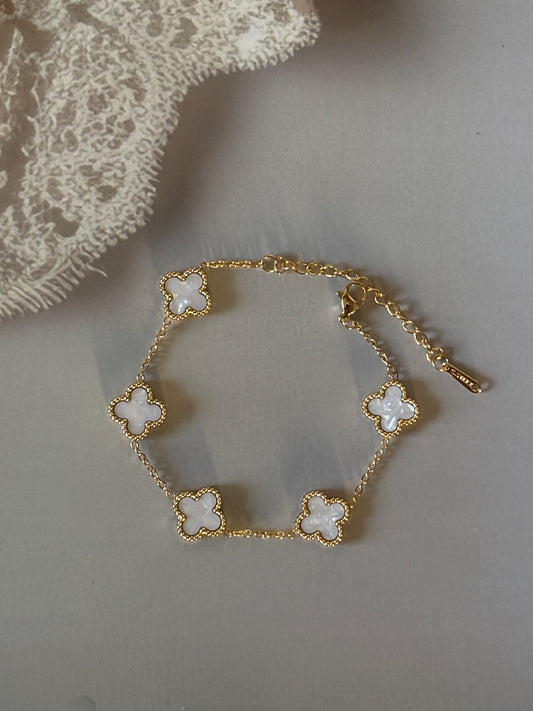 Clover leaf-white loose bracelet