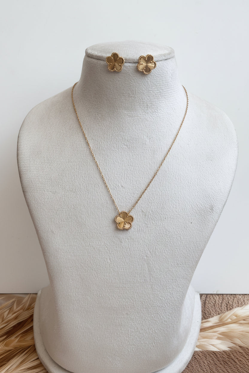 Golden flower necklace and stud set