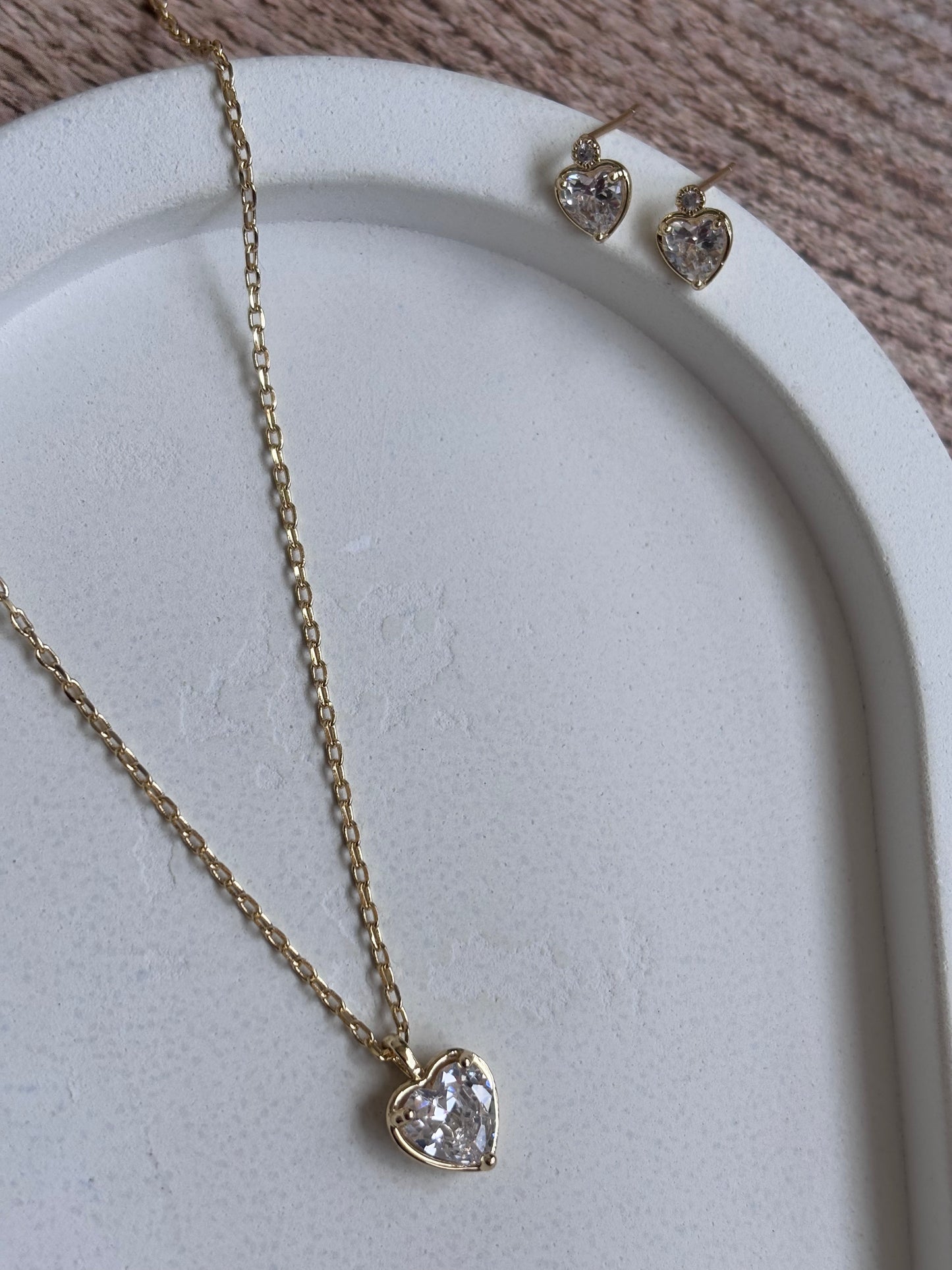 AD Stone heart pendant necklace set