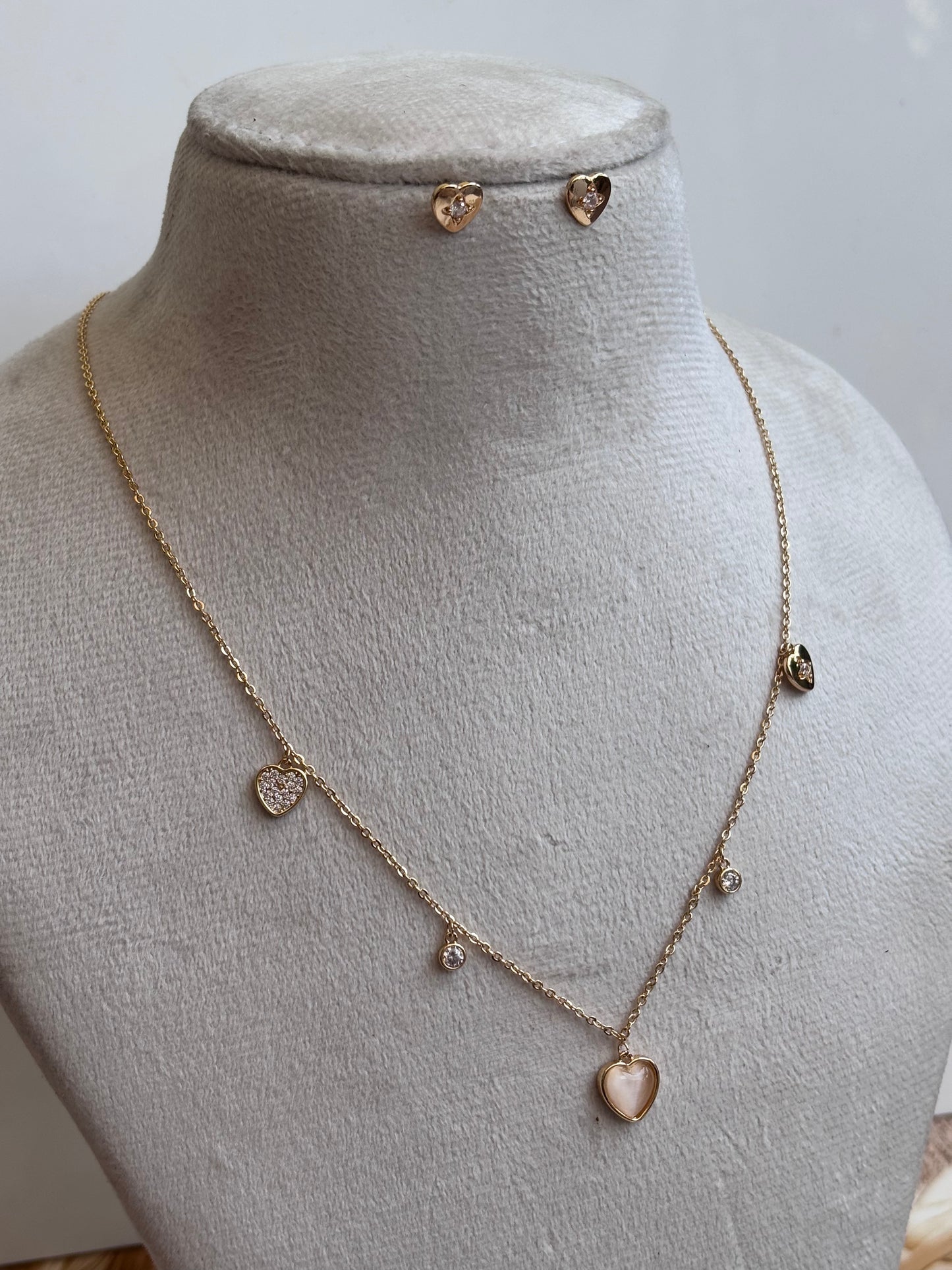 Pastel charms necklace set