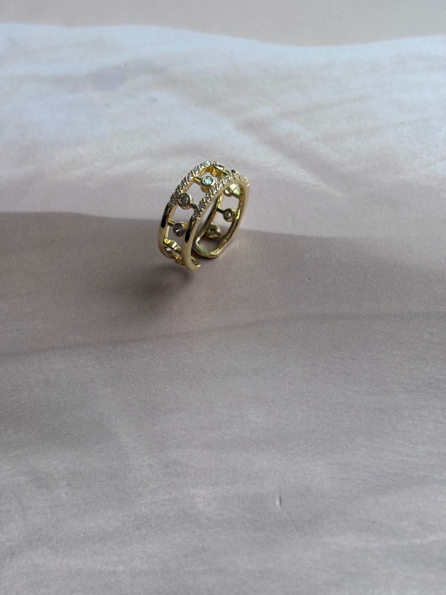 Alternate Ad stones Ring