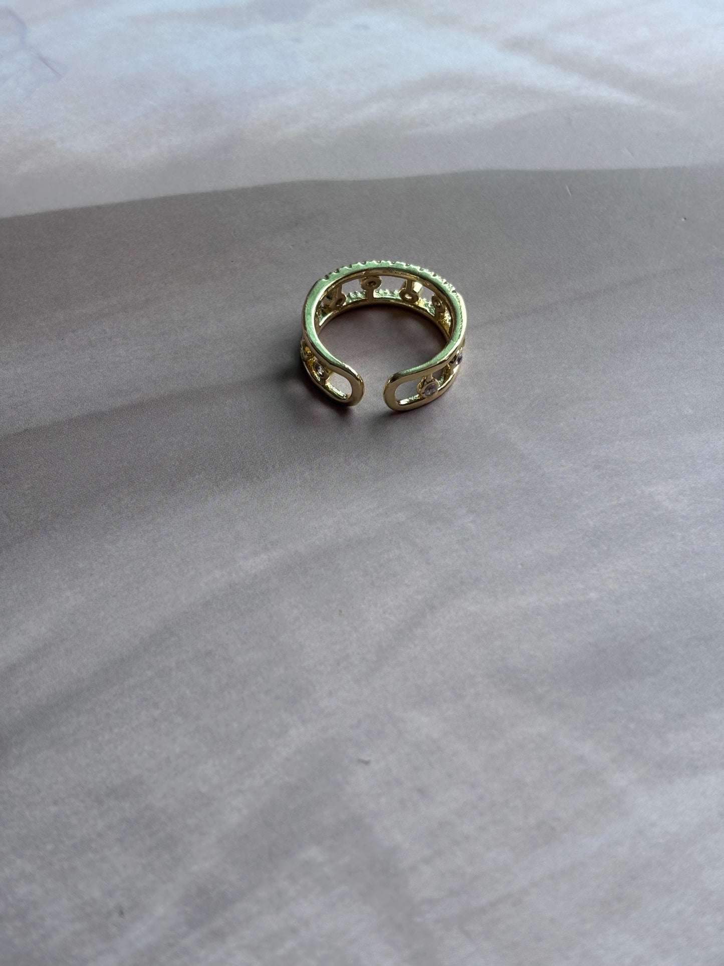 Alternate Ad stones Ring