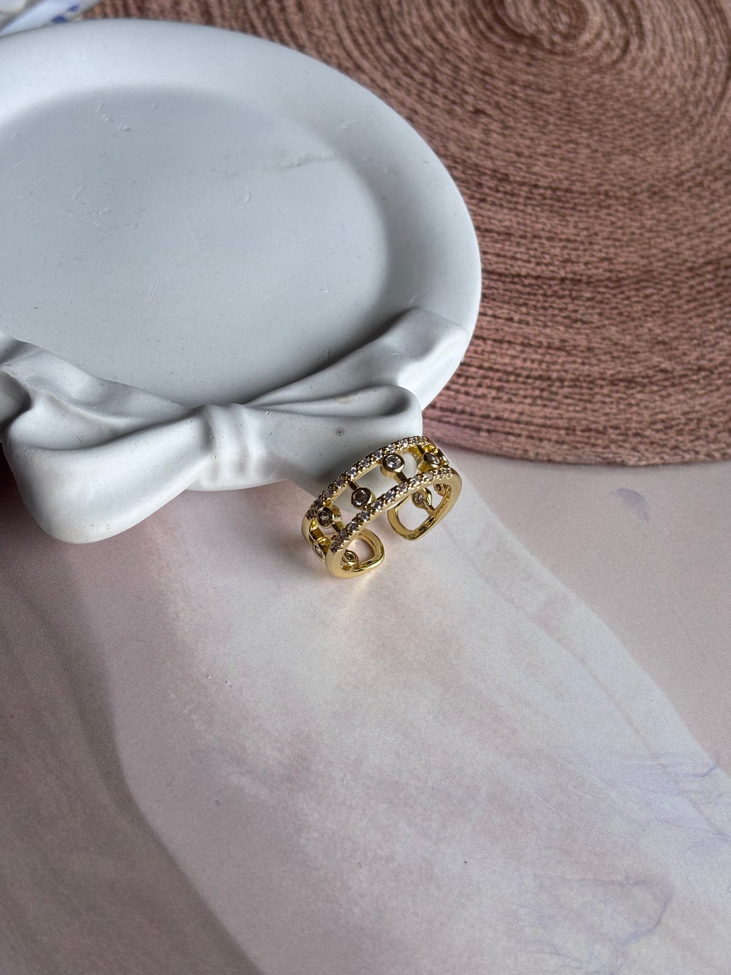 Alternate Ad stones Ring