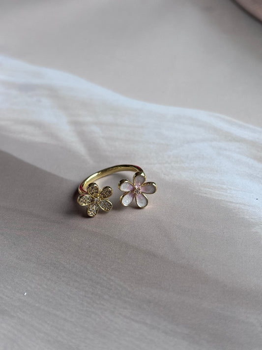 Enamelled duo-Flower ring