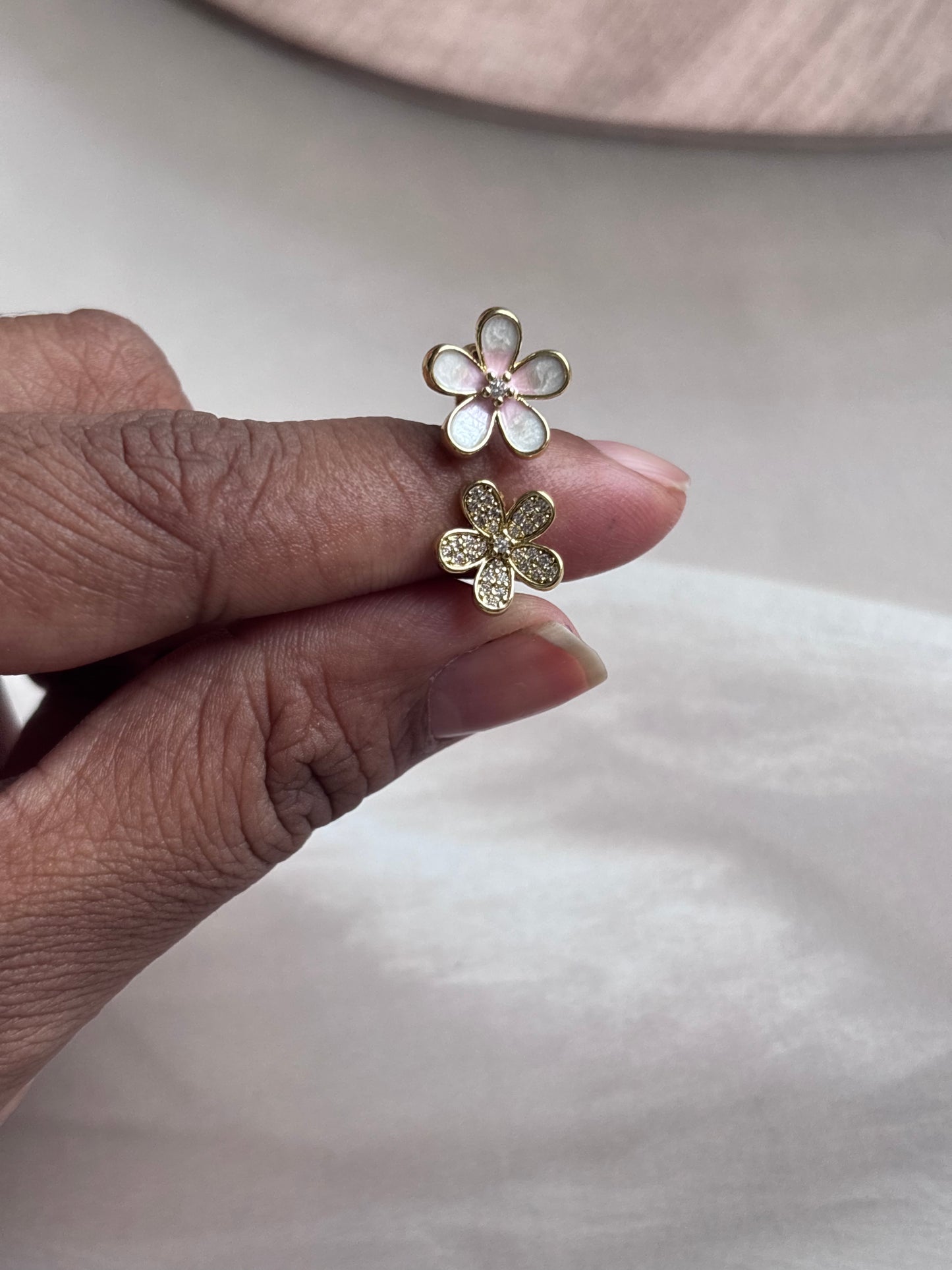 Enamelled duo-Flower ring