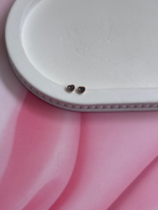 Black stone heart studs