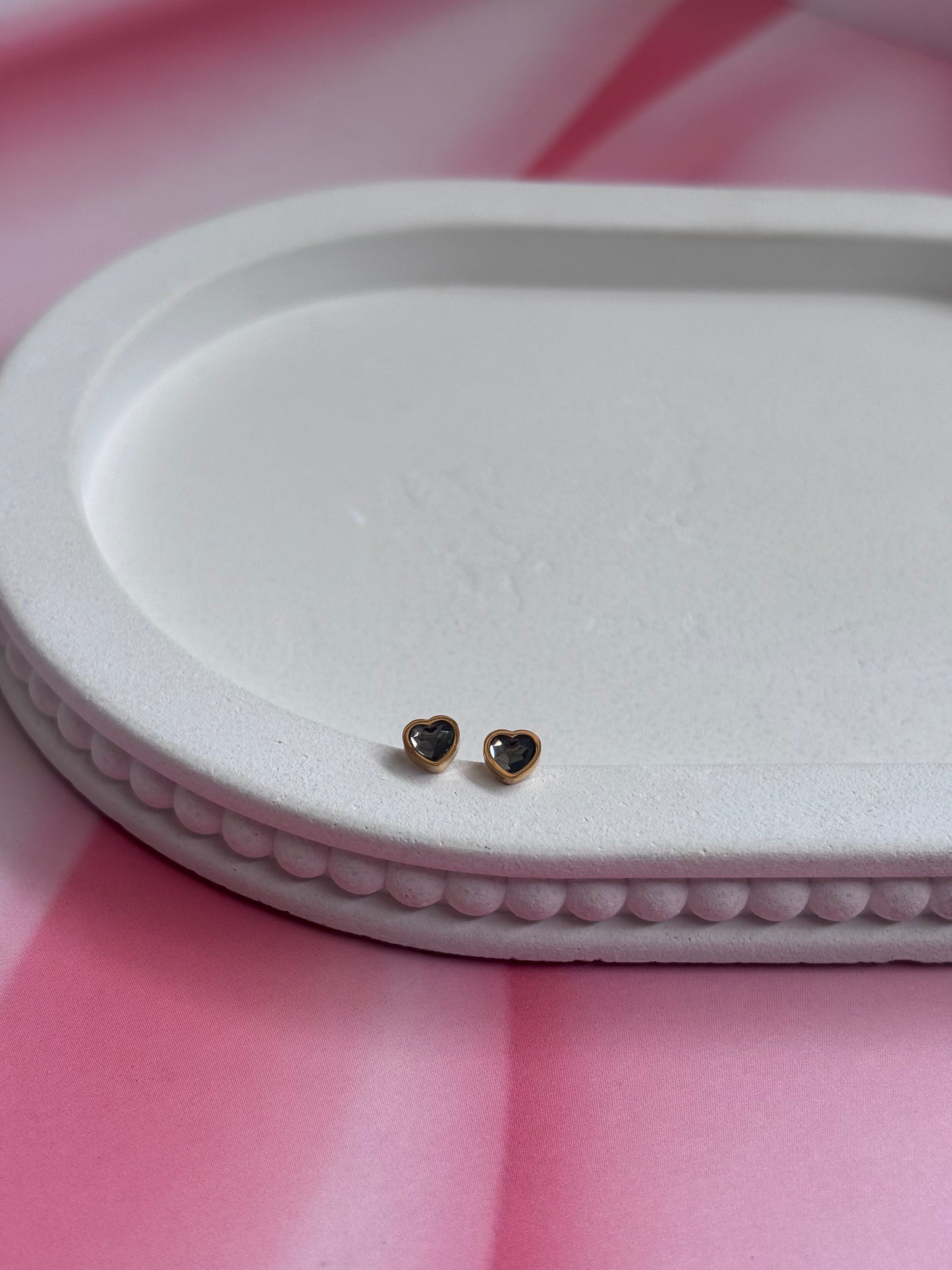 Black stone heart studs