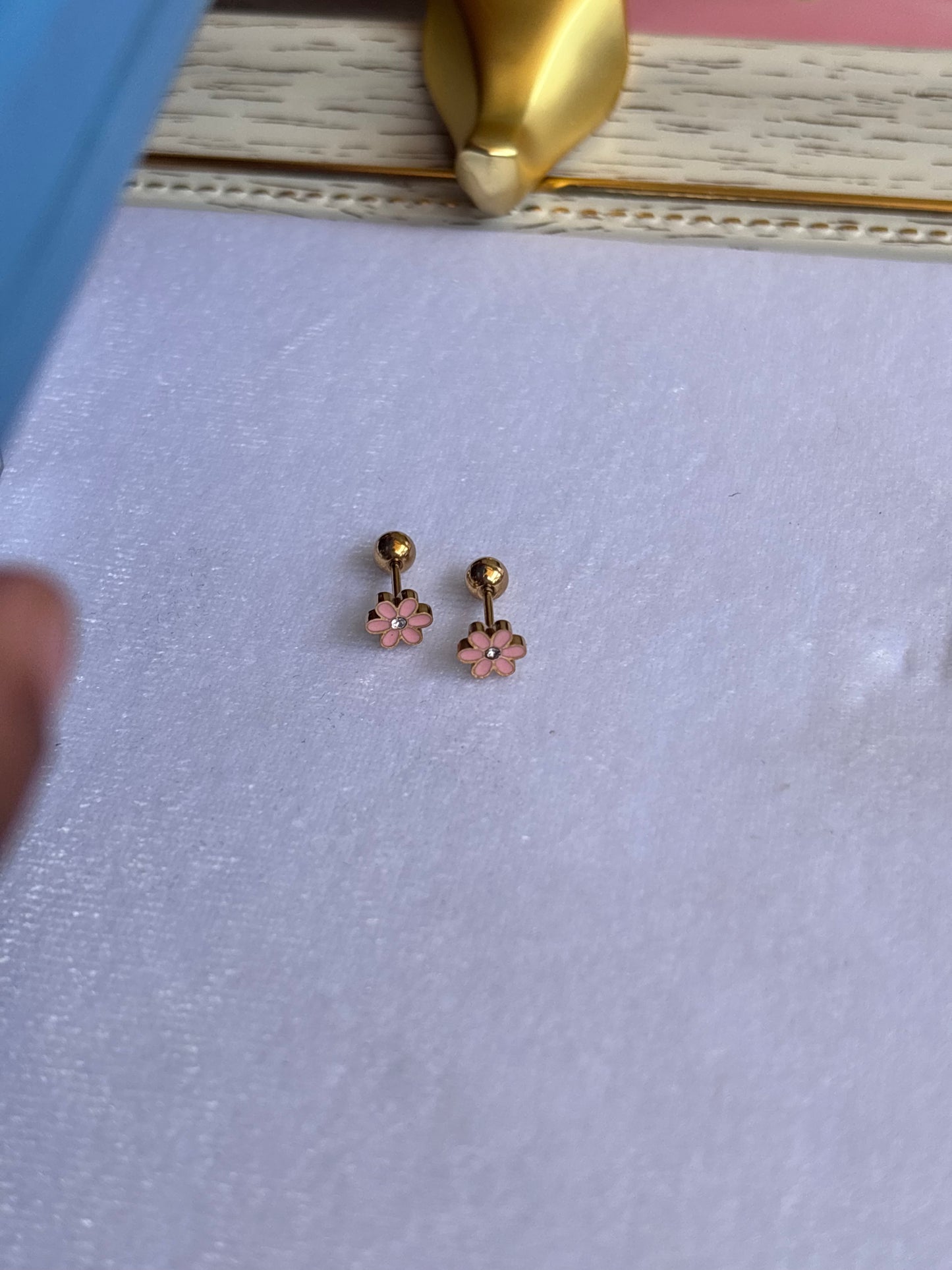 Delicate pink flower studs