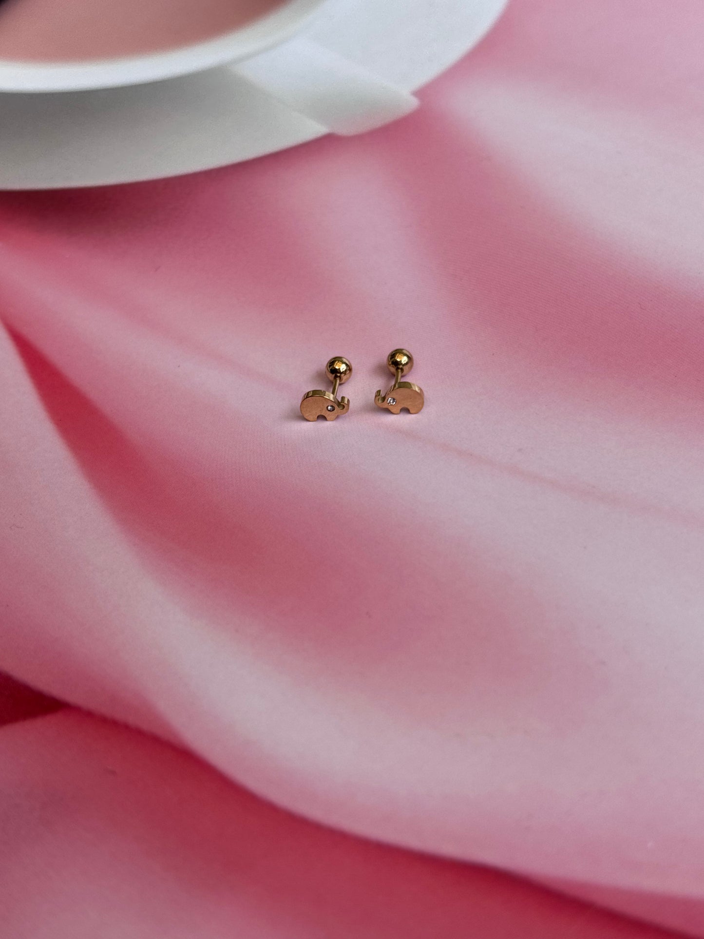 Ellie studs