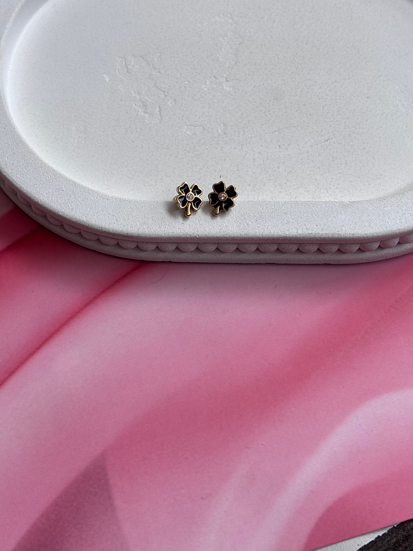Flower stem studs