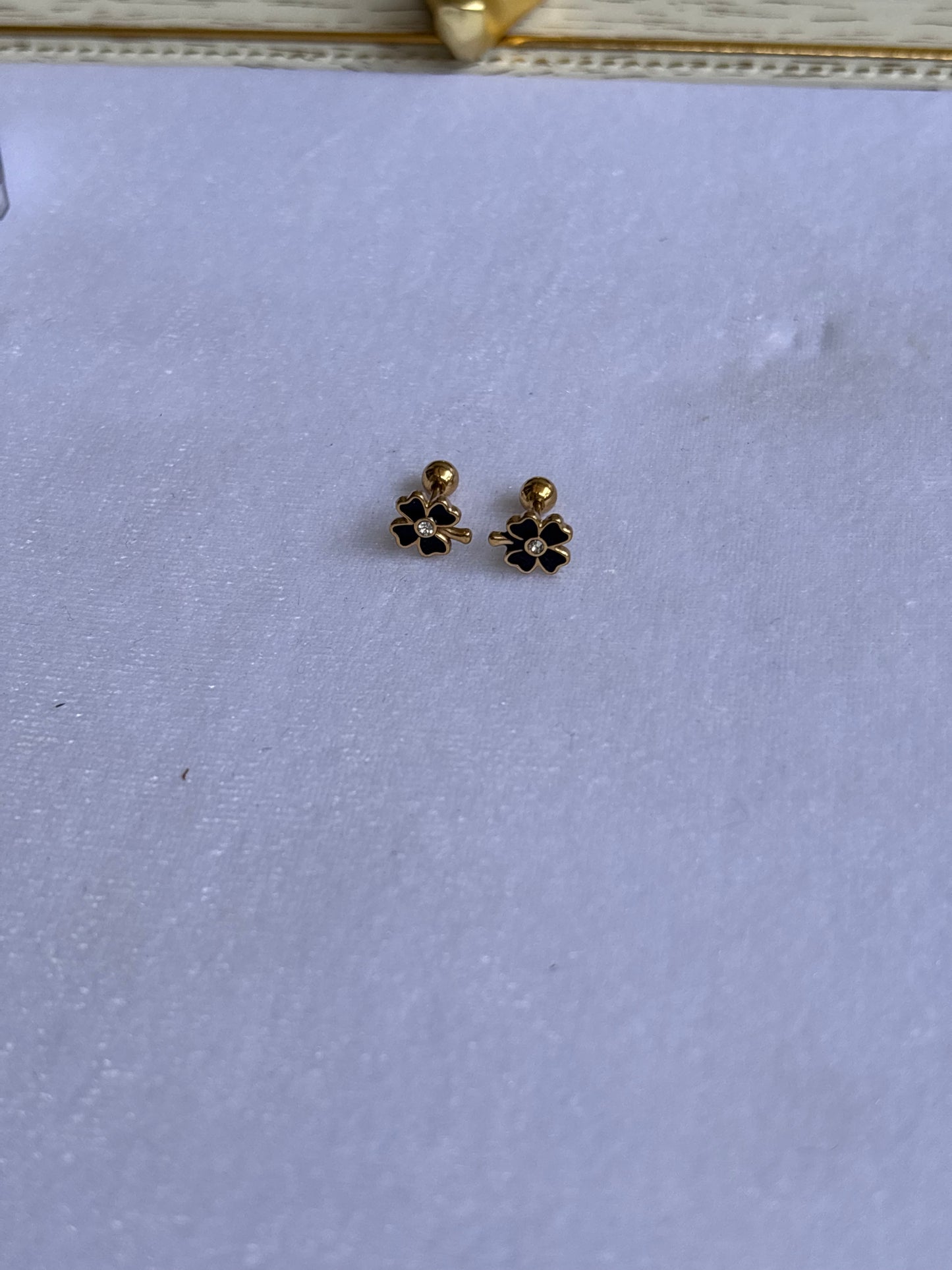 Flower stem studs