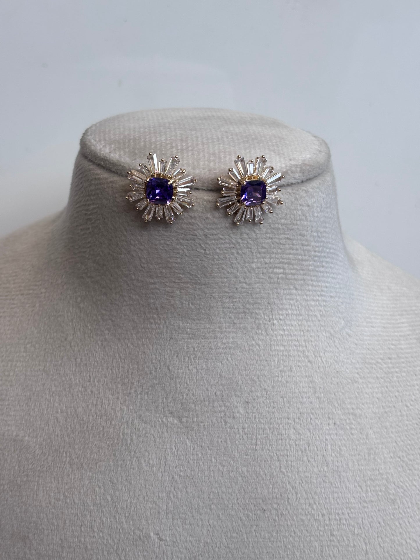 Violet Sun Classic Zirconia studs