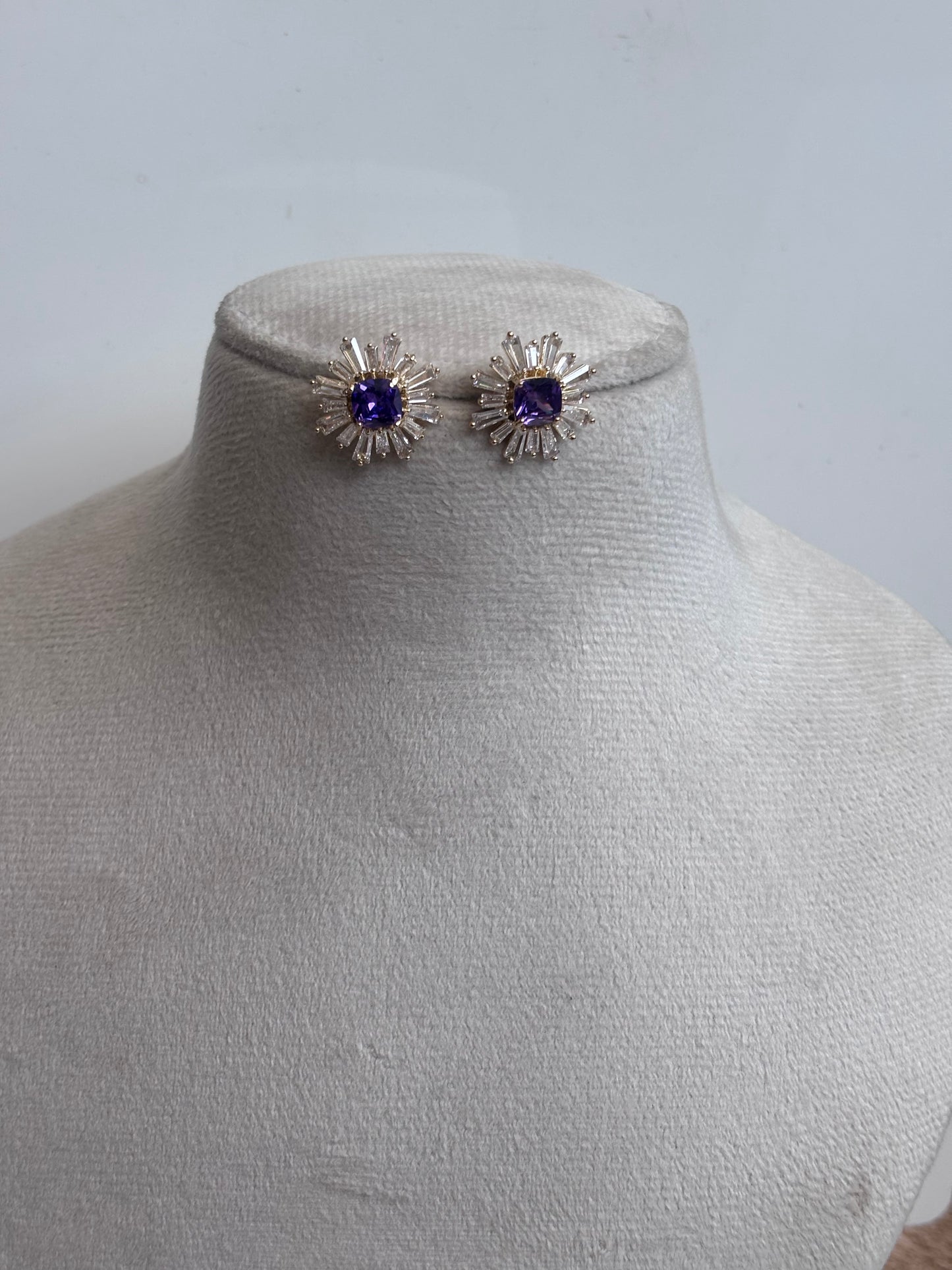 Violet Sun Classic Zirconia studs