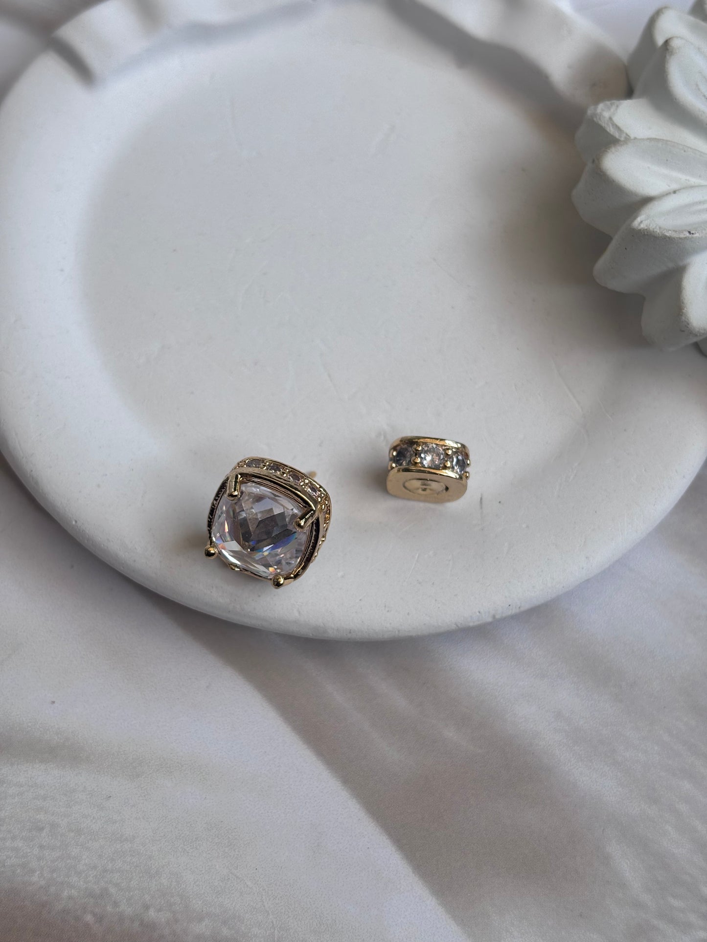 Square Golden stud