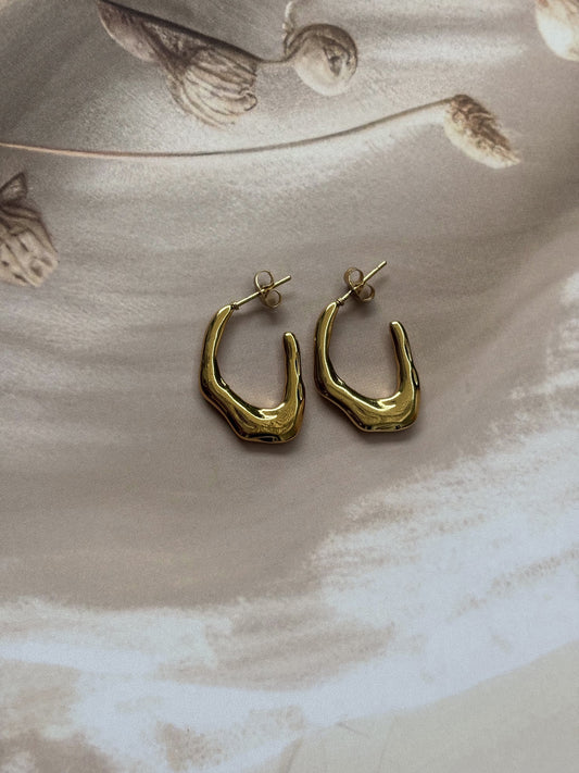 Golden Asymmetric half hoops