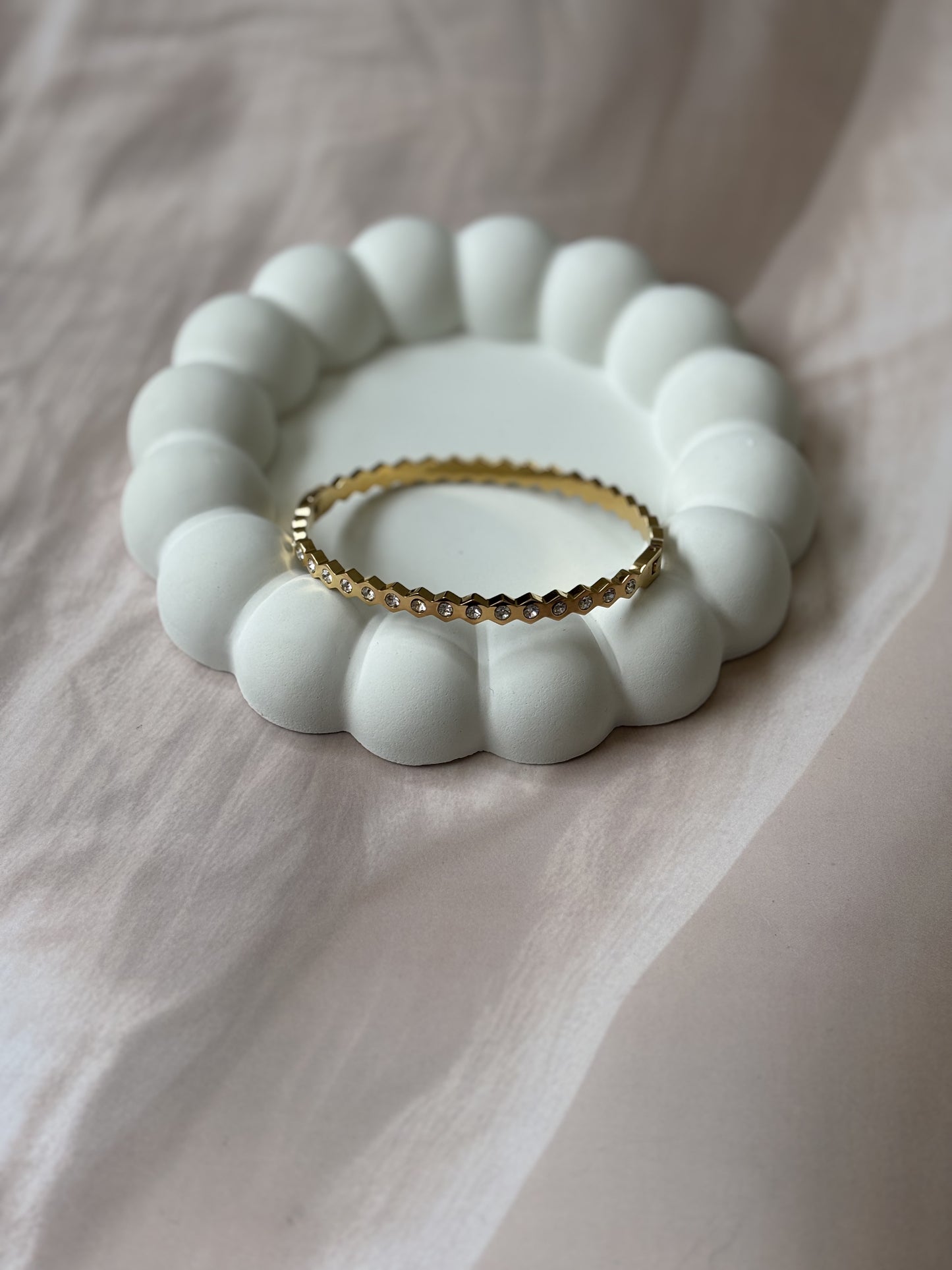 ZigZag AD stone Sleek bracelet
