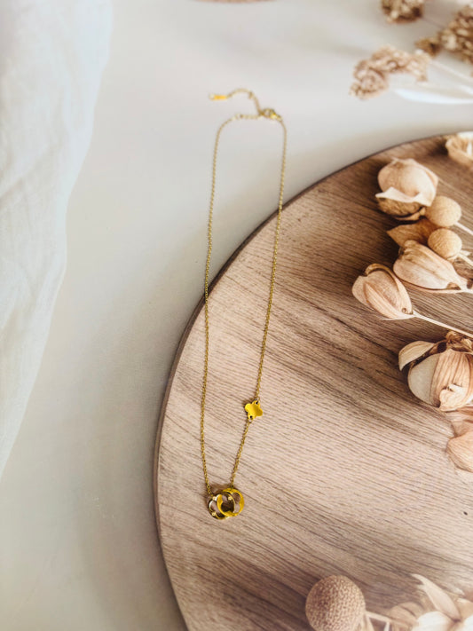 Golden Roman Intercept Necklace design