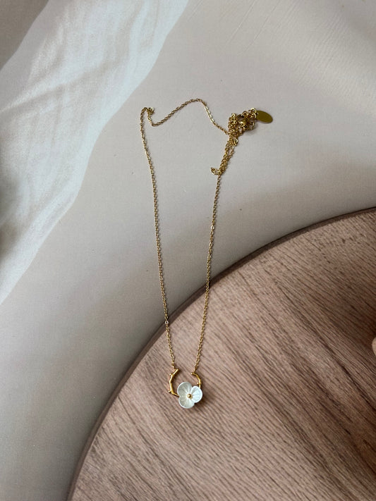 White enamel flower necklace