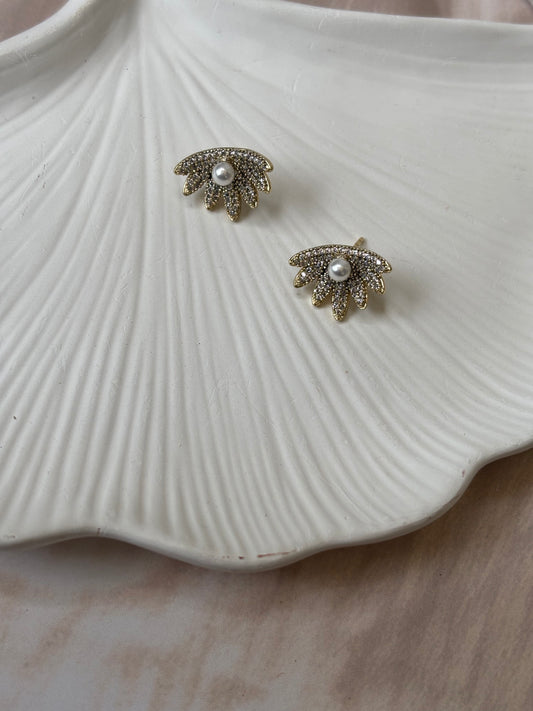 AD stone feather studs